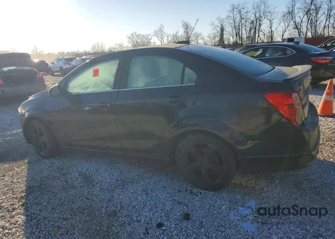 2015 Chevrolet Sonic Rs z USA, uszkodzony, nr VIN 1G1JH5SBXF4150569